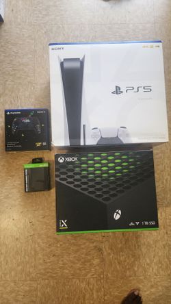 PS5 AND XBOX SERIES X LIKE NEW CONDITION * NOT SEPARATING PICKUP ONLY