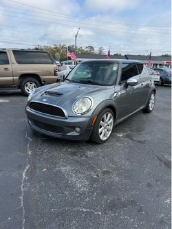 2009 Mini Cooper “S” 6 speed