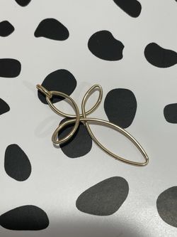 14K Yellow Gold Cross Pendant ✨