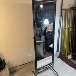 Vintage Classic Mirror 