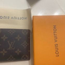 Luis Vuitton Wallet 