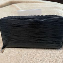 Louis Vuitton Epi Zippy Wallet