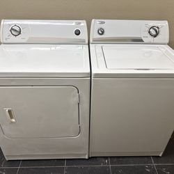 Whirlpool Washer And Dryer Set 