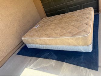 (Delivery Available) Queen Sized Mattress & Box Spring
