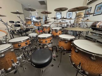 DW 40th Anniversary Set - Exotic Tamo Ash - Ultra Rare