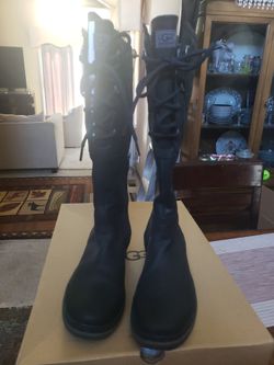UGG BOOTS