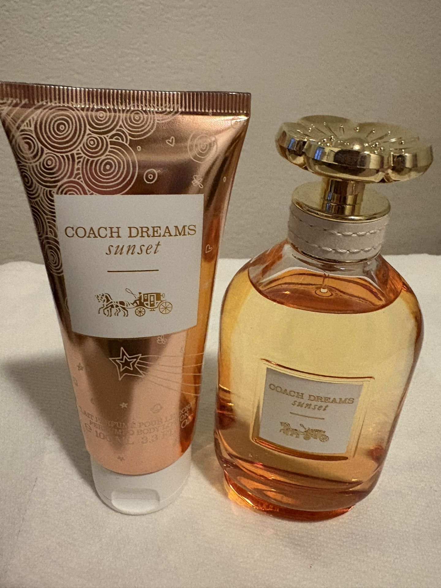 Really Good Perfume Brand New Not The Lotion Both π·π