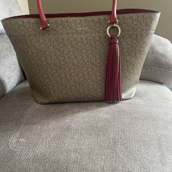 Ladies Handbag 