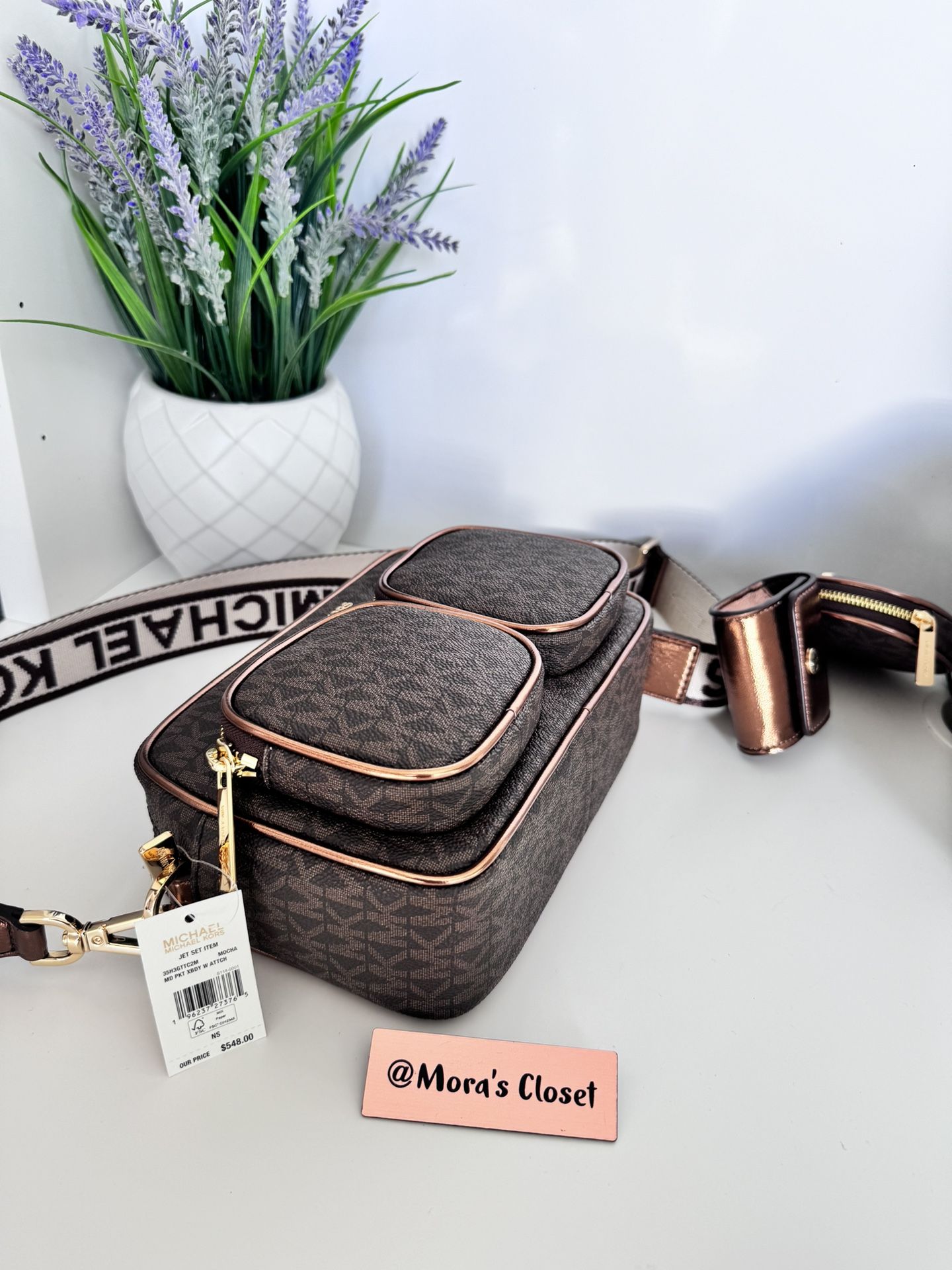 Michael Kors★JET SET ITEM MD PKT XBODY W ATTCH MICHAEL KORS JET SET ITEM MD POCKET CROSSBODY TECH ATTACHED
