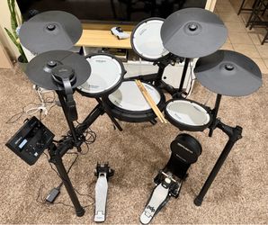 Roland TD-07 electronic drum kit
