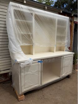 Entertainment center/book shelf 400$