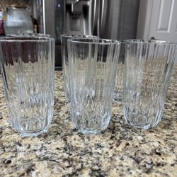 New Tall Glass Set . 