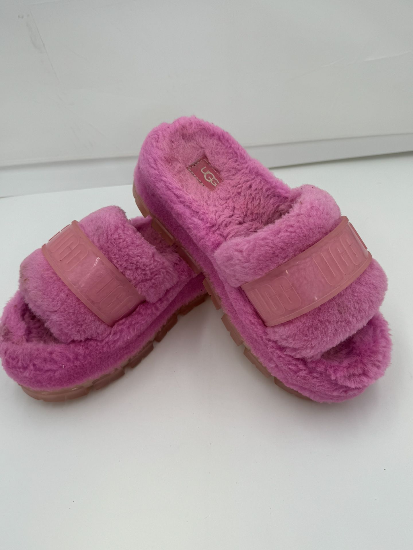 UGG SLIPPERS SIZE : 7