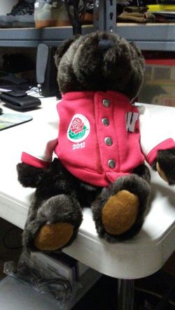 2012 Rose Bowl Wisconsin mascot bear
