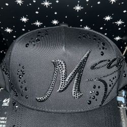 31Hats X El Mago Total Black