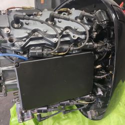 200hp Yamaha Outboard Motor 20 Inch