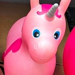 Bouncie horse pink