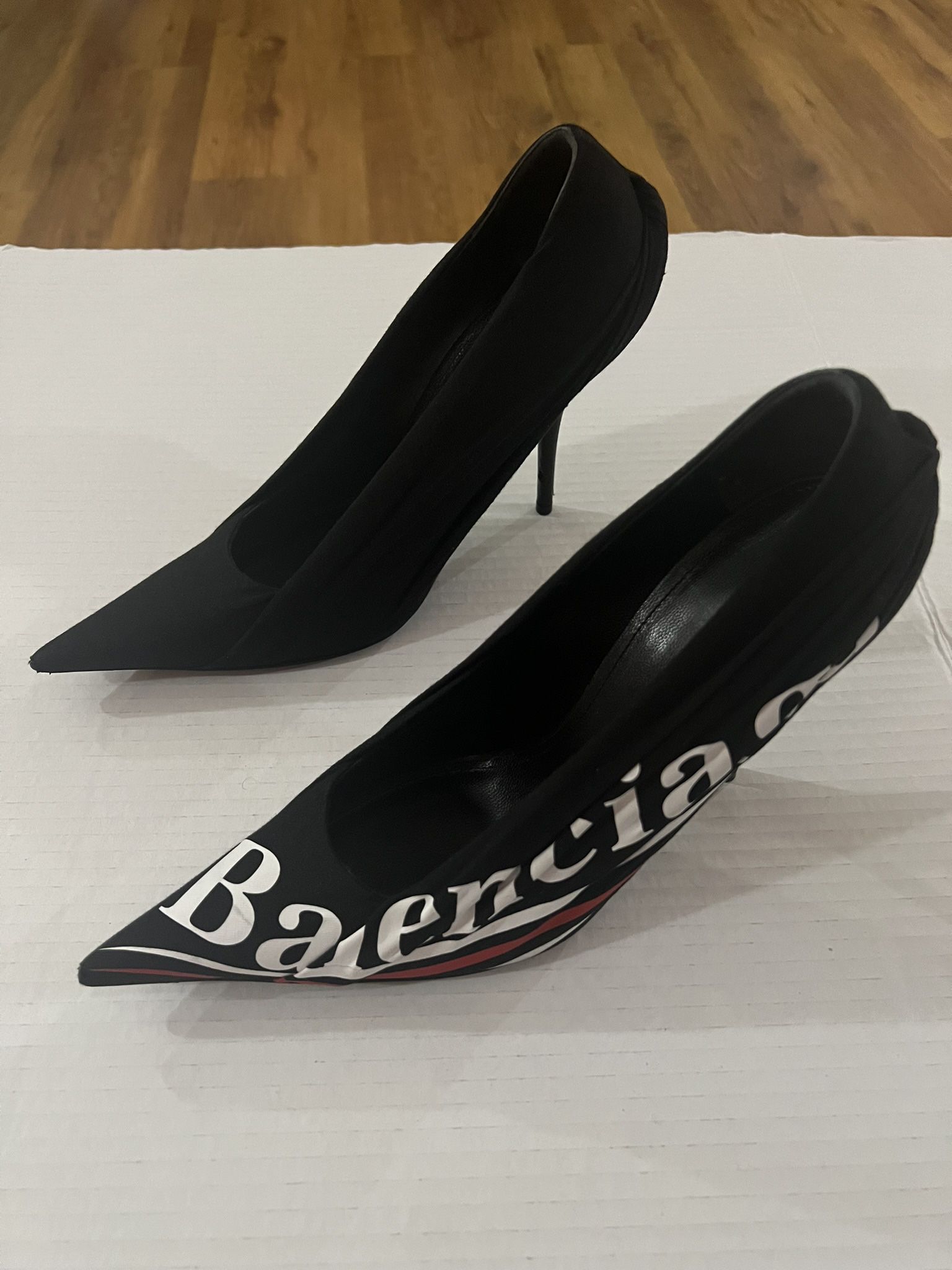 🔥Pre-Loved Balenciaga Knife Cloth Heel Size 8.5 US 38.5. Scuff Marks At Toe