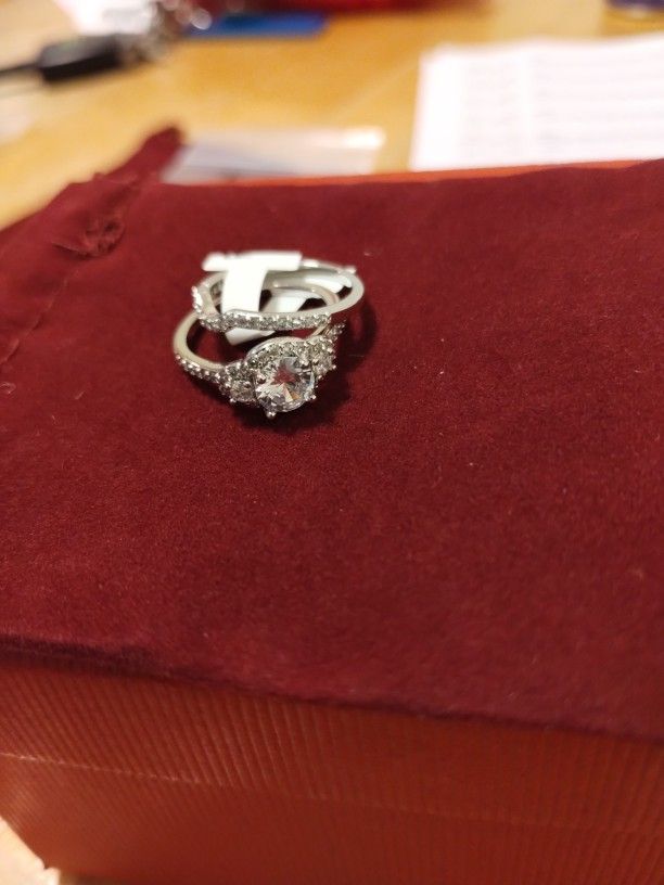 Round Cut 1.52ct White Sapphire Ring Set