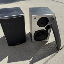 Polk Audio Bookshelf Speakers 
