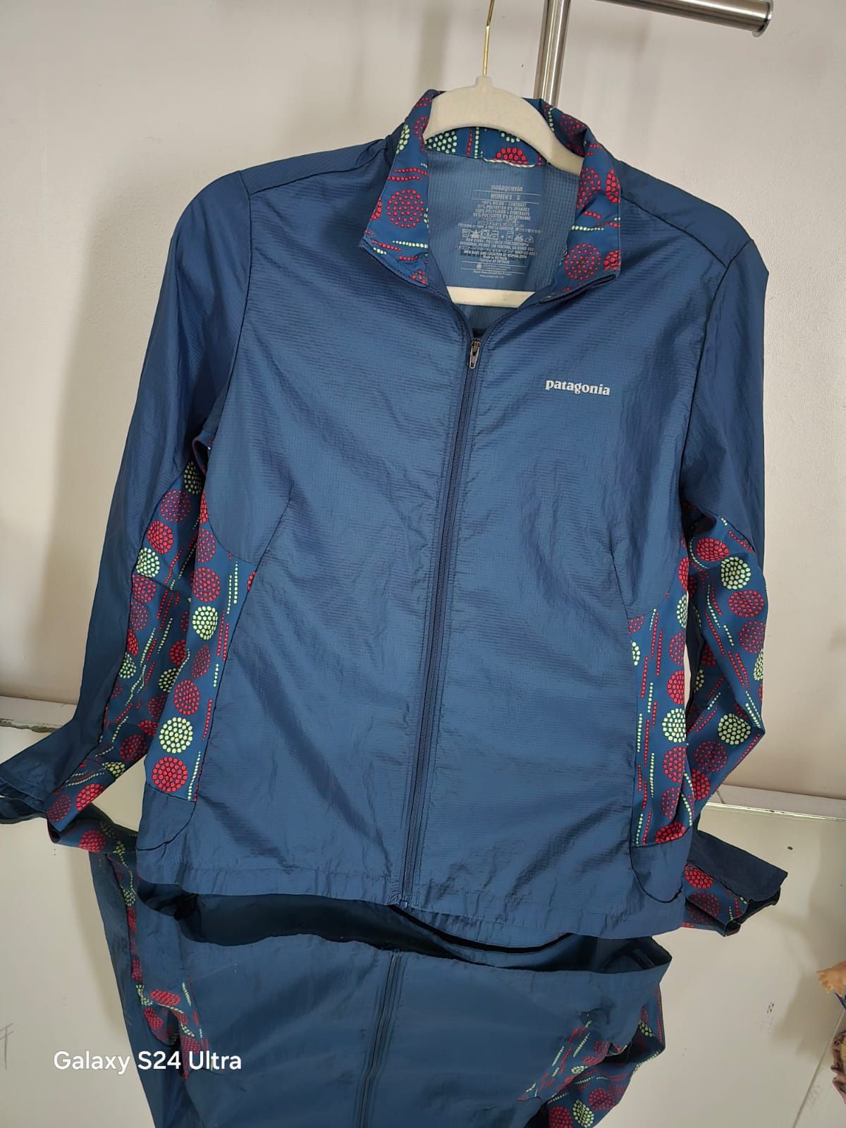 Patagonia Windbreaker For Women 