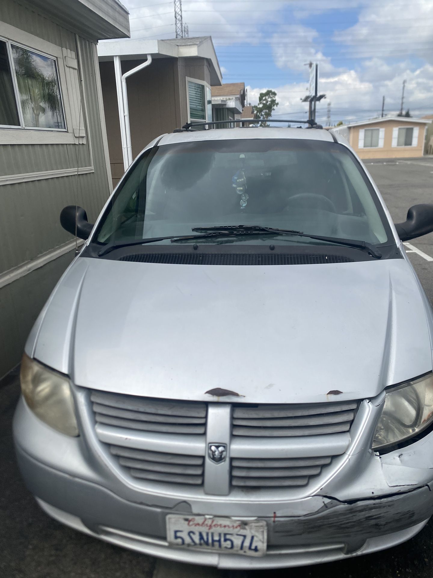 2005 Dodge Caravan