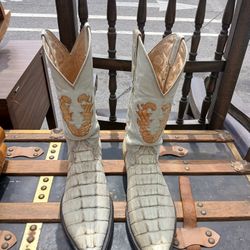 white western cowboy boots