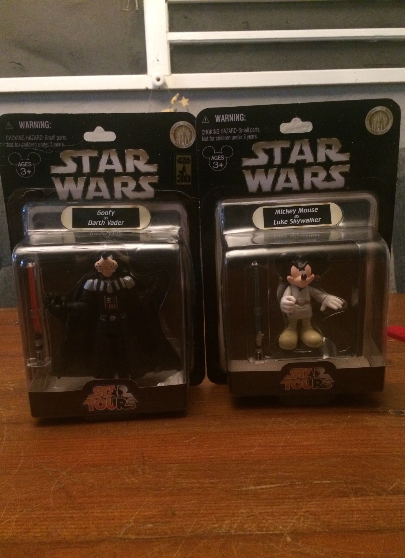 Star Wars Star Tours Disney Mickey Mouse as Luke Skywalker and Goofy as Darth Vader action figure lot
