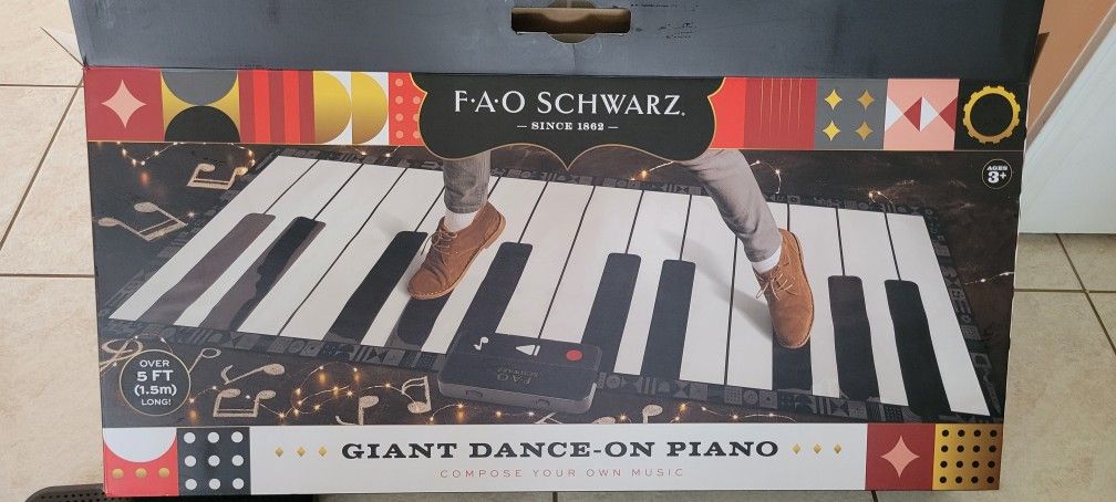 Giant Dance On Piano Mat