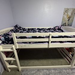 Bunk Bed (Twin Top & Bottom)