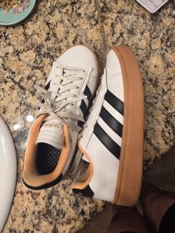 Size 8 Adidas