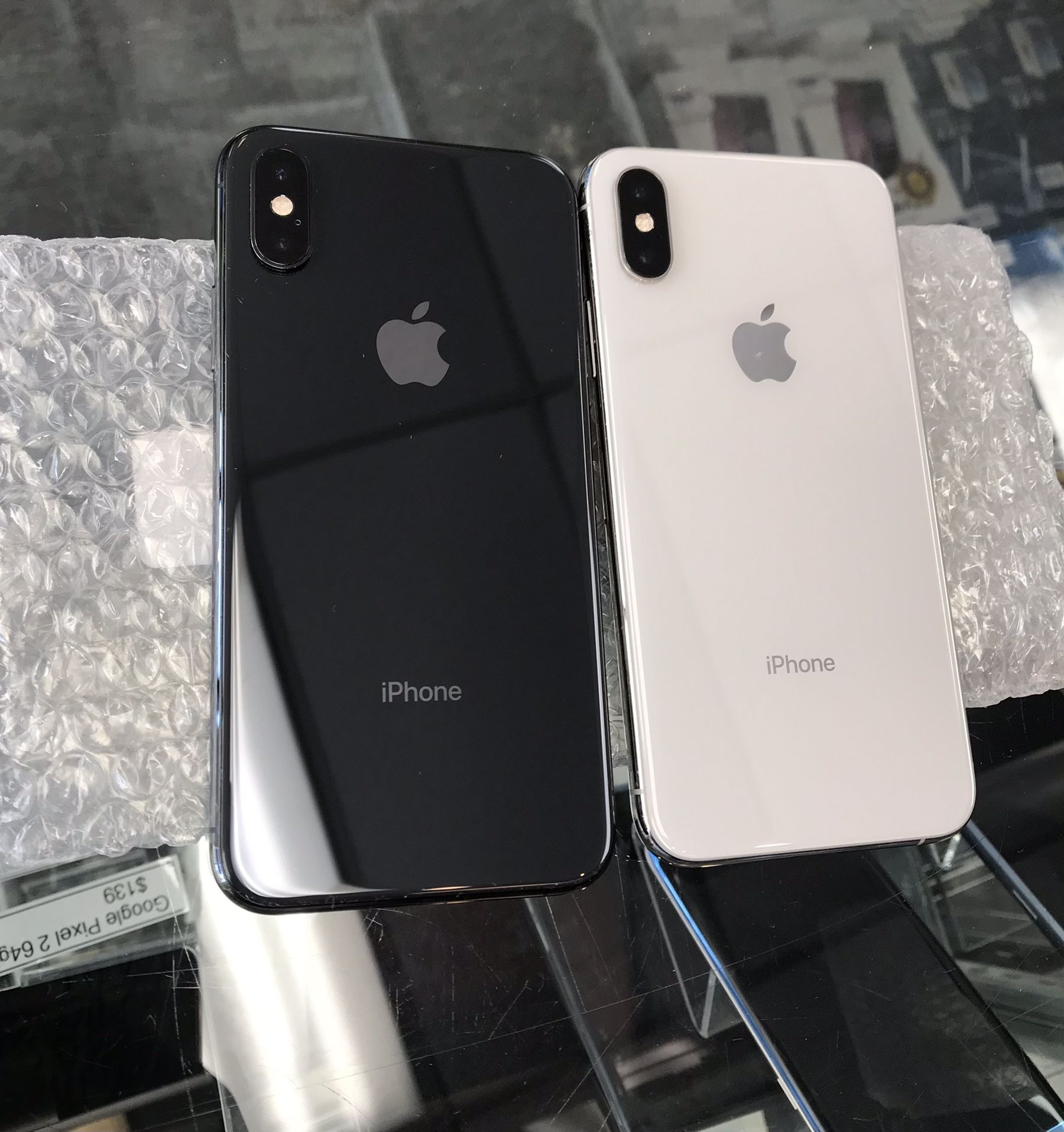 iPhone X 64GB AT&T And Cricket Only $329 Each
