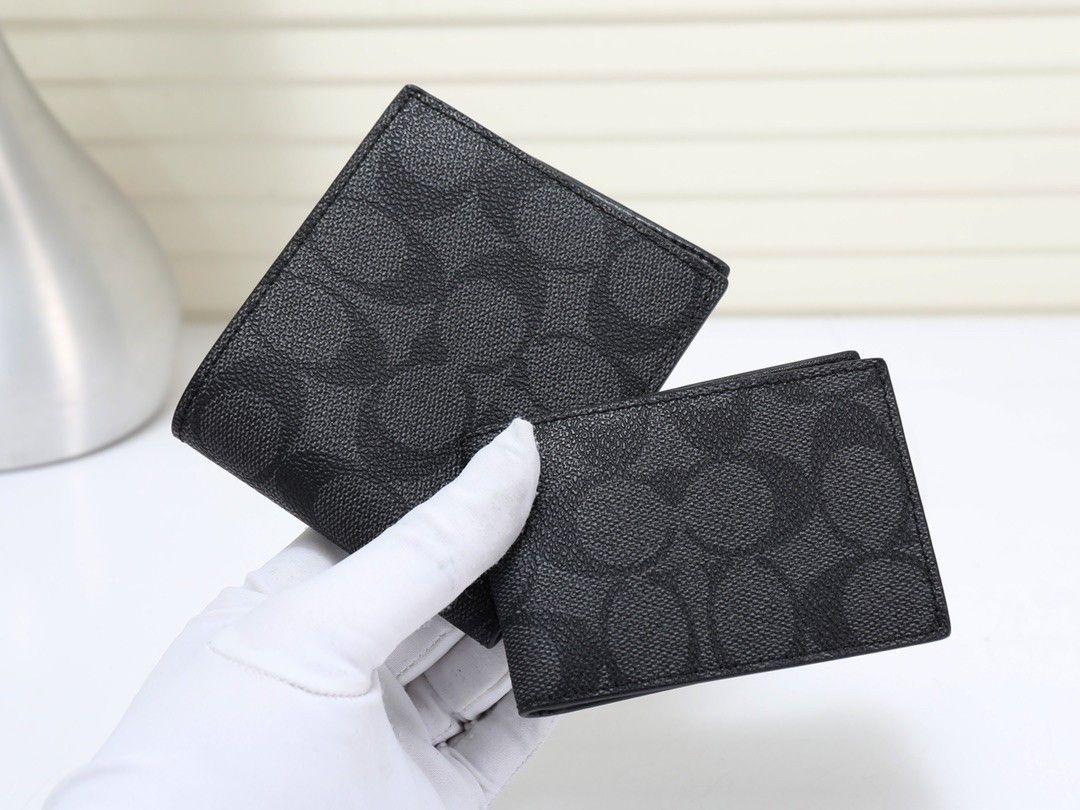 COACH Men's Classic Short Wallet