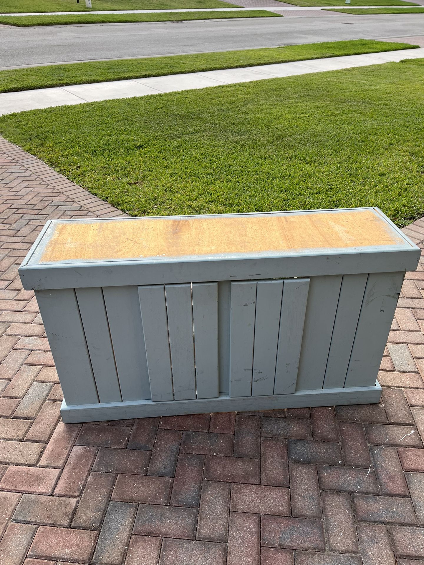 Aquarium Stand