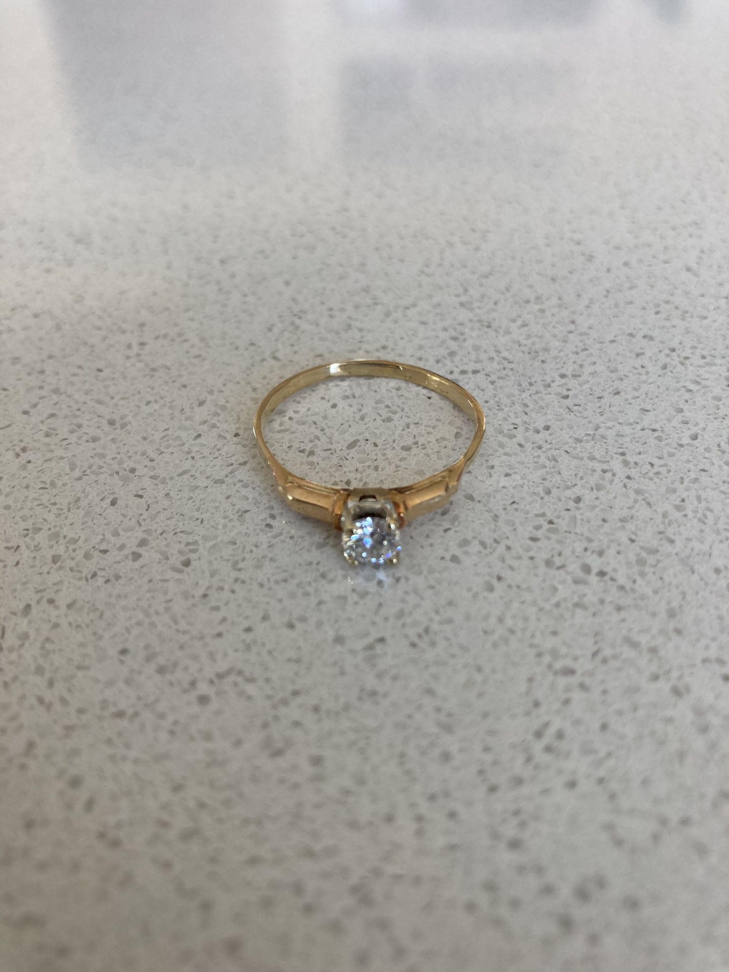Women’s 1/2 Carat Wedding Ring