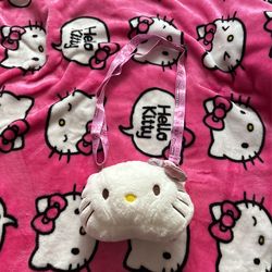 hello kitty mini purse <3