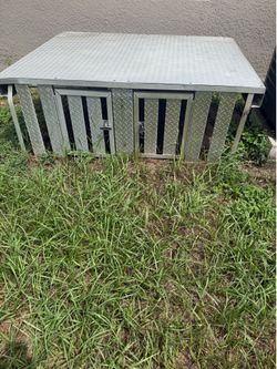 Dog box