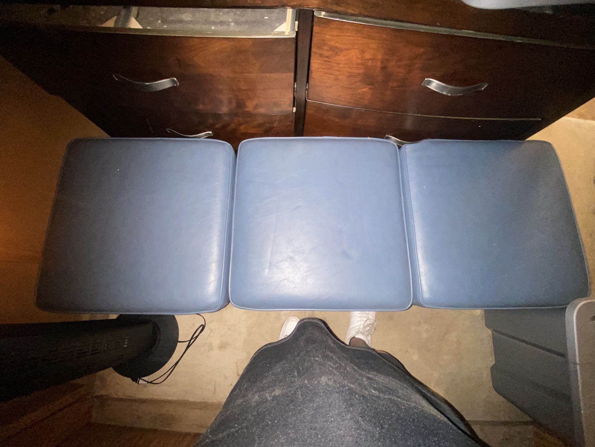 3-Seater Medical Bench – Heavy Duty, Great Condition