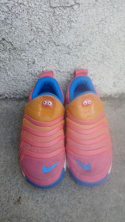 Nike Dynamo GO SE (Infant/Toddler)  Size 13C