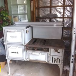 Oven, Detroit gas /wood