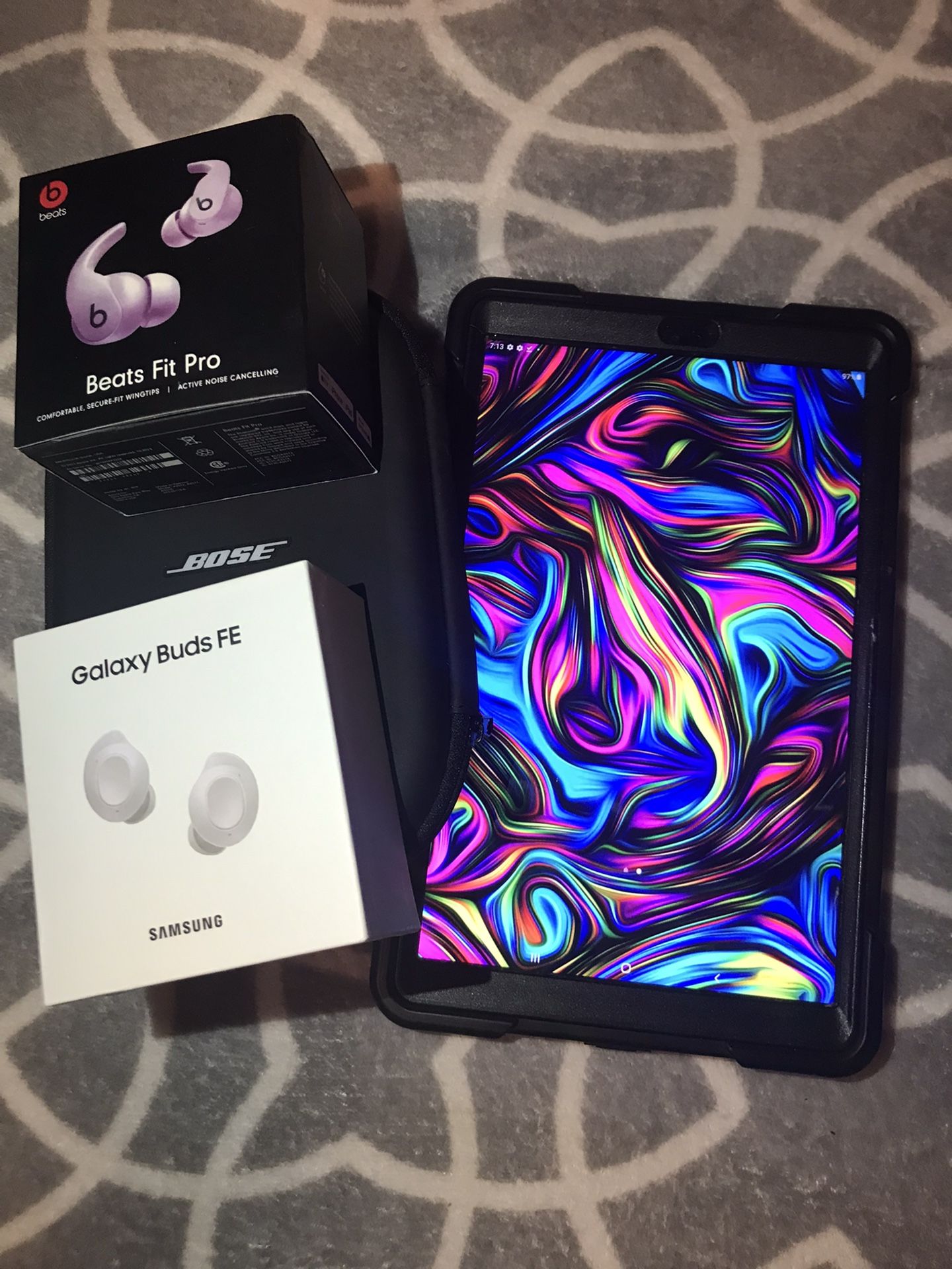 3 Headsets and Samsung Tablet A