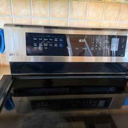 Lg Oven Range And Top Microwave