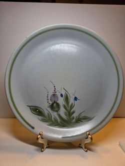 Buchan Portobello Scotland Dinner Plate Thistle Ware Stoneware Hand Painted