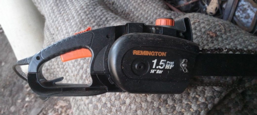 Remington Chainsaw 14 ' Bar (Electric)