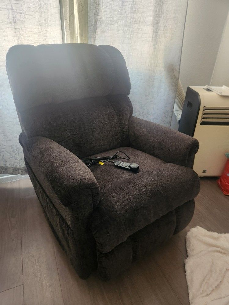 Recliner Sofa With Massage
