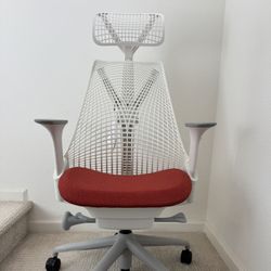 New Herman Miller Sayl fully loaded office chair in white ( headrest available)