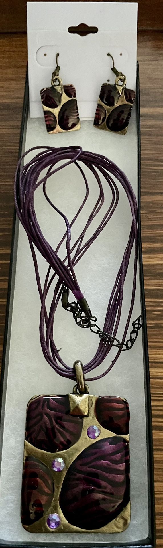 Jewelry. Matching Necklace And Earrings