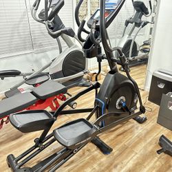 Nautilus Elliptical E616