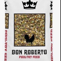 Comida De Gallinas / Chicken Feed 