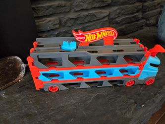 Hot Wheels Car Carrier